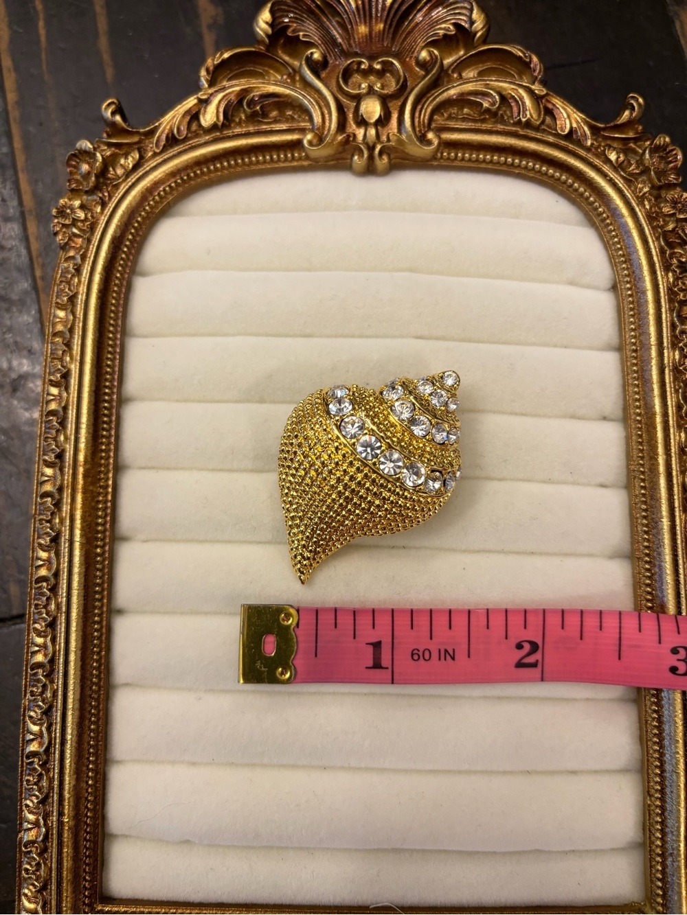 Vintage SIGNED KJL Kenneth Jay Lane Seashell Brooch Pendant Gold Tone Shell Pin - Picture 5 of 8